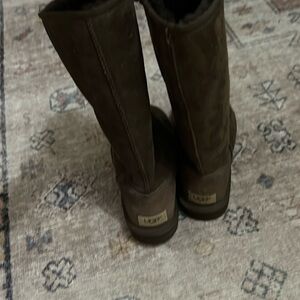 Women’s tall Ugg’s.